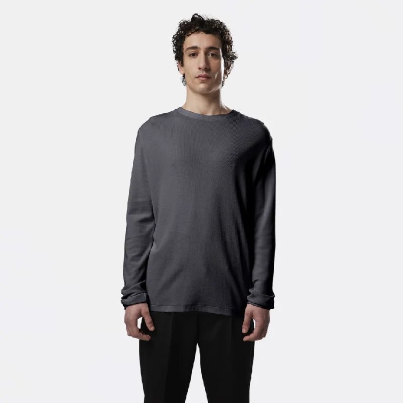 Men's short-sleeve subtle soft-faint-sage tee-Clive 3323 Long Sleeve Tee (Concrete)