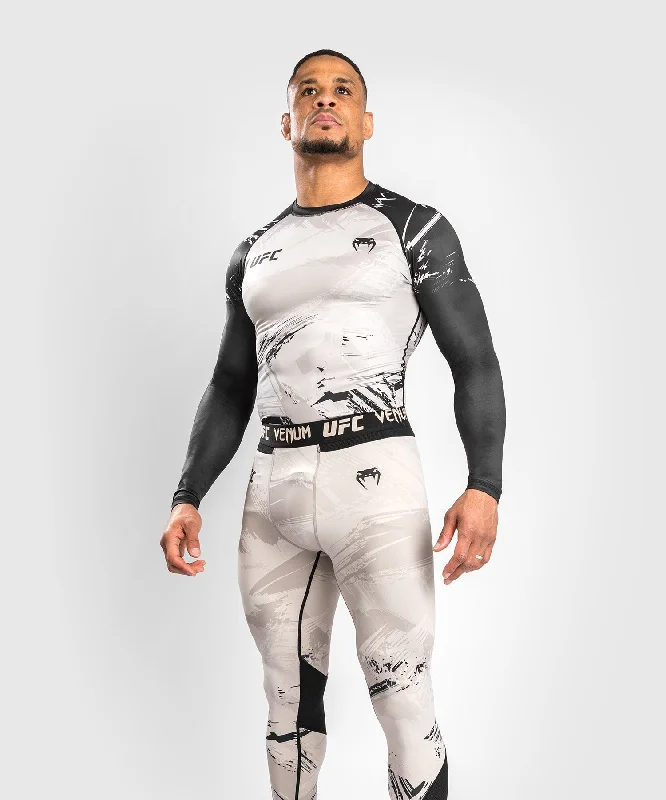 Men's short-sleeve casual acrylic shirt-UFC Venum Authentic Fight Week 2.0 Men’s Performance Long Sleeve Rash Guard - Sand/Black